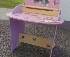 Girls dressing table
