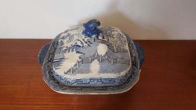 Fabulous Antique Blue and White Transferware Willow Pattern Large Lidded Tureen/Vegetable Dish For Display, Unknown Maker, Most Likely Staffordshire Made