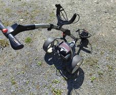 Motocaddy S1 electric golf trolley