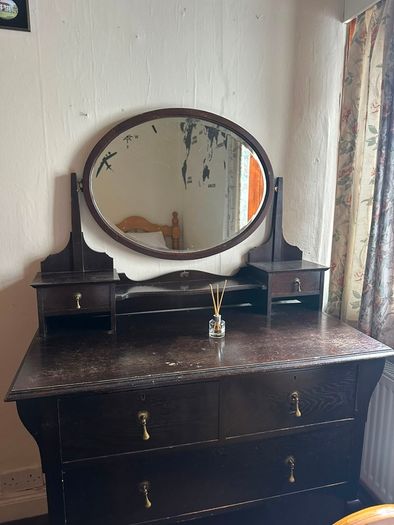 vintage dressing table