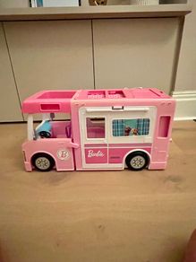 Barbie camper van