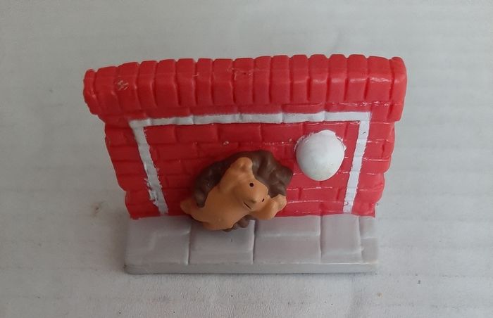 New small toys for doll house/pockets 1996