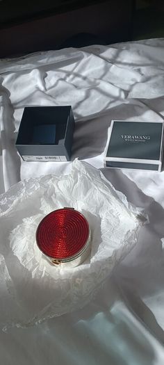 Brand New Vera Wang Wedgwood "Treasures With Love" Red Heart Jewelry Box