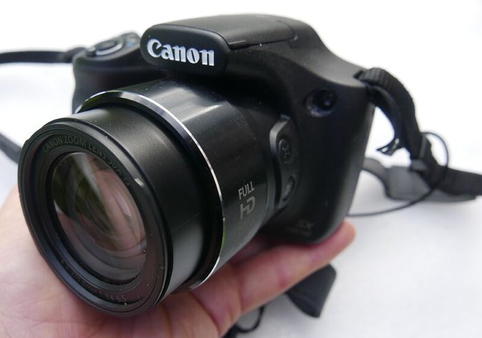 Canon PowerShot SX540 HS Bridge Camera 20MP 50x Optical Zoom Y2K Style Compact Photography Superzoom with Bag and Charger, SD 16Gb