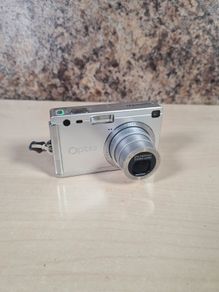 Pentax Optio S4i Digital Camera 4mp Mega Pixels  No Battery Charger