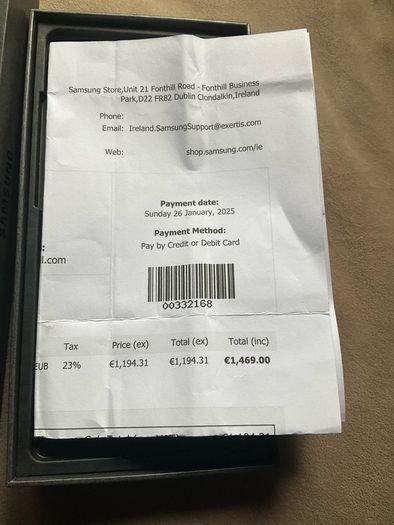 Mint Samsung Galaxy s25 ultra 512gb with purchase invoice