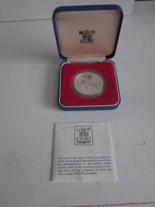 1977 Queen Elizabeth II Silver Jubilee Proof Silver Crown Coin with Case and COA