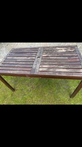 Table with extension on both aides