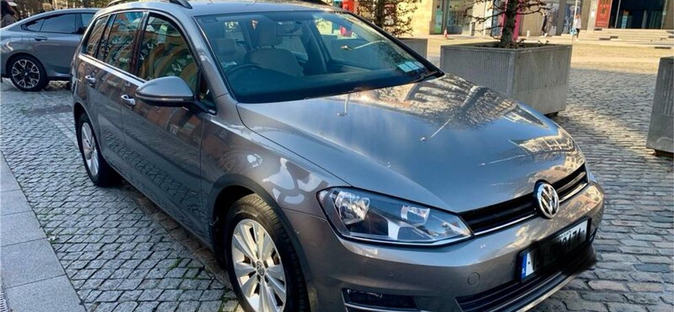 Volkswagen Golf estate