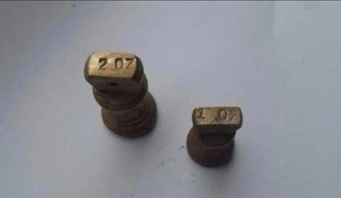 Vintage Weights