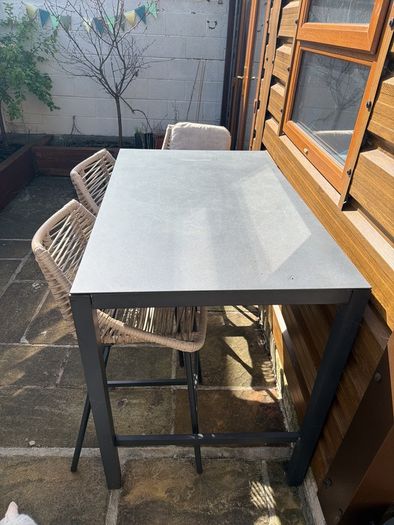 High garden table & chairs (4)
