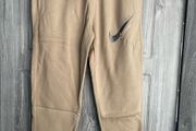 BNWT Nike Bottoms - Small