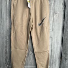 BNWT Nike Bottoms - Small