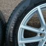 vw 17" wheels Image 6