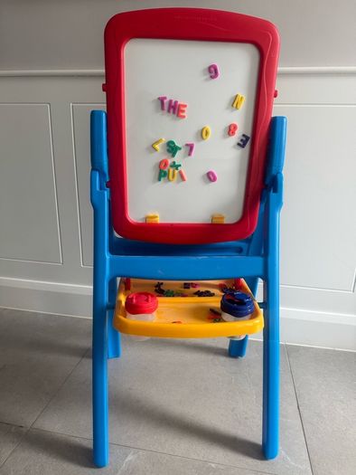 blackboard whiteboard school easel