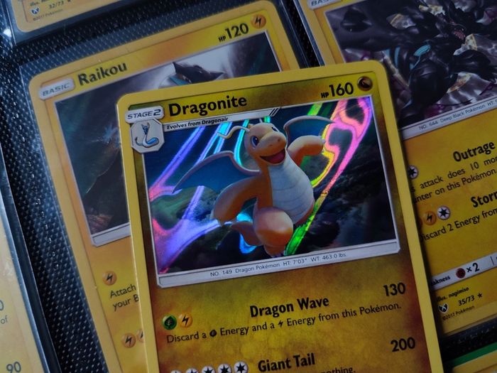 Dragonite ! Holo Rare ! from Sun & Moon Set ! 2017 ! Pokemon Card !