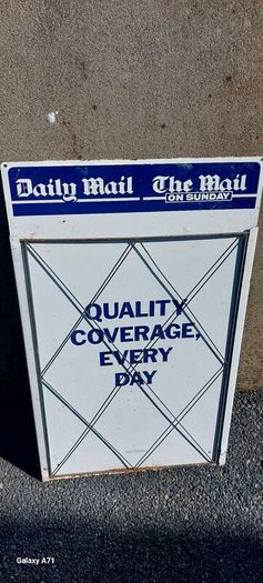 Daily mail ,ie mail on sunday newspaper advertising stand ,great colours,nice condition,,sold as seen ,buyer collects,,see pictures for condition,