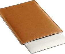 Dadanism 13 Inch Laptop Sleeve Case for MacBook Air M3 13.6" 2024, MacBook Air 13.6" M2 2022, Ultra Slim PU Leather Spill-Proof Protective Bag Pouch Case, Brown
