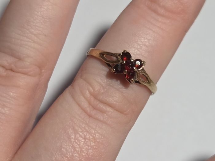 9ct Gold Rings
