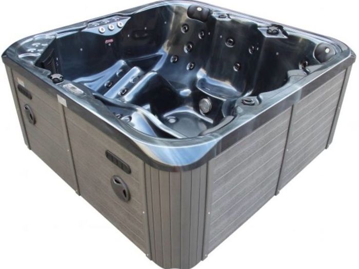 New 5 Person Amethyst Hot Tub Sale