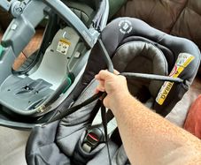 Maxi-Cosi Coral Infant Car Seat + ISOFIX Base