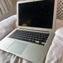 MacBook Air 13-inch Image 2