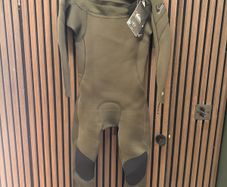 Quiksilver wetsuit mens