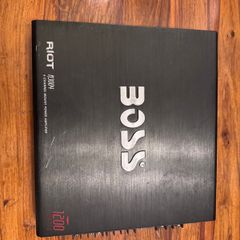 Boss R3004 Riot 1200 Watt 4 Ch Mosfet Amplifier