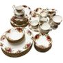 69 Pieces Royal Albert Old country roses 1963 dinner set Image 2