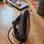 Steam iron Image 2