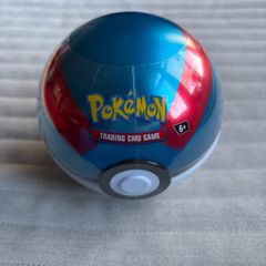 Pokemon poke ball tin