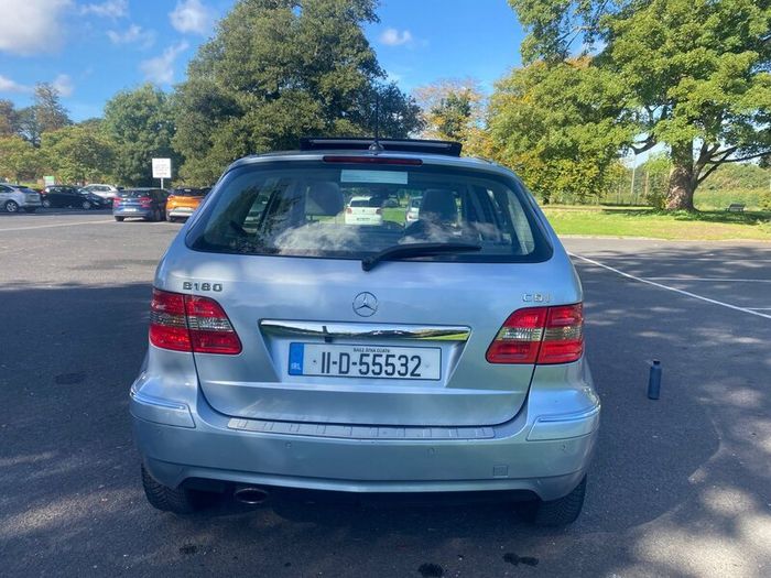 Mercedes-Benz B-Class 2011