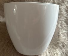 white cermain pot(Dia) 22cm