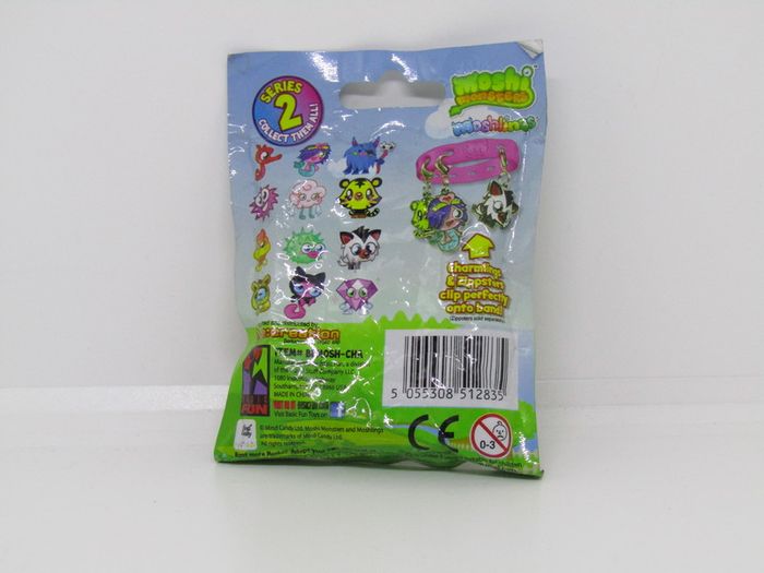 Moshi Monsters Series 2 Charm Bracelet Charmling Random Foil Pack incl 1 bracelt And 2 charmlings Brand New And Sealed Lots in Stock