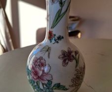 China  - Chinese/ Japanese Vase