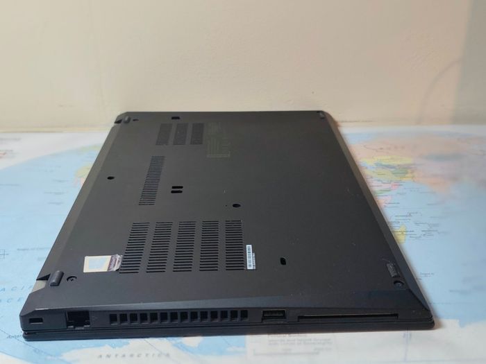 Lenovo ThinkPad T490 Intel i7 8th Gen | 16GB RAM | 256GB SSD | Windows 11 | Office 2021
