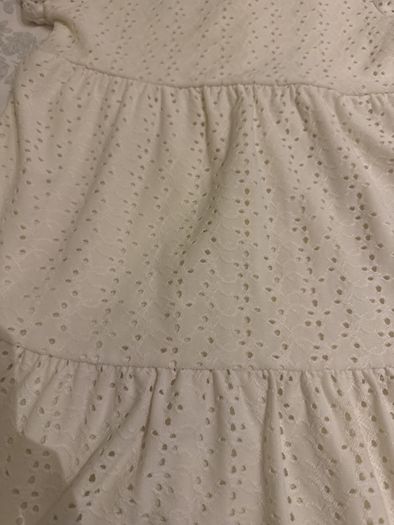 New with no tag cream dress girl size 24-36 months