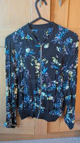 Light jacket size 8
