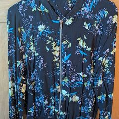 Light jacket size 8