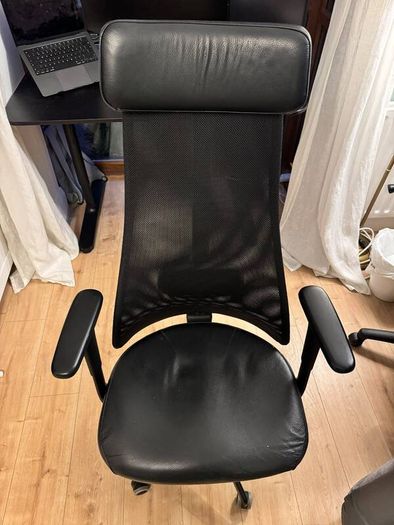 High-back office chair with headrest