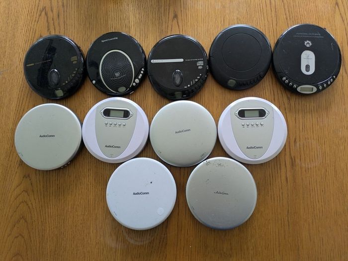 11 broken cd players faulty spare repair