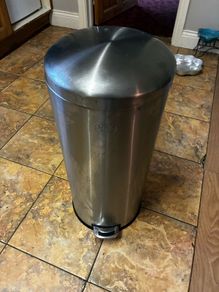kitchen bin