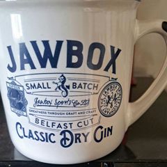 Jaw box classic dry gin