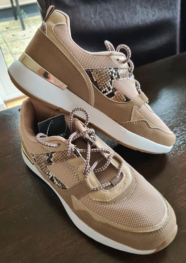 Women's Trainers - Brand New!!!