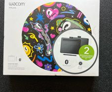 Wacom intuos small drawing tablet