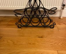 vine holder
