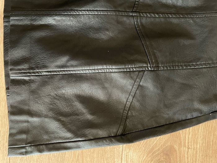 stradivarius mini faux leather skirt