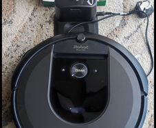 iRobot Roomba i7