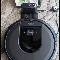 iRobot Roomba i7