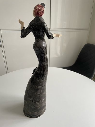 Ayelet Lalor Vintage Black Diva
